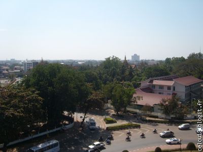 Vue vers le parc Patuxai