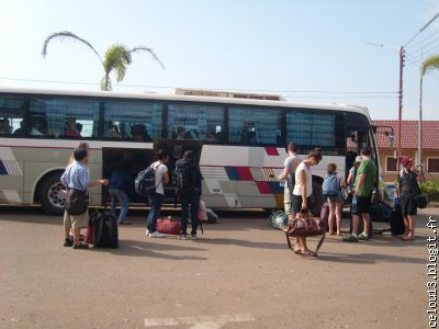 Depart en bus pourrave